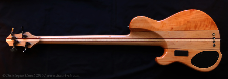 Single Cutaway Bass - www.huort-ch.com